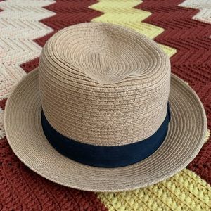 Classic straw fedora in natural by Talula (an Aritzia brand)